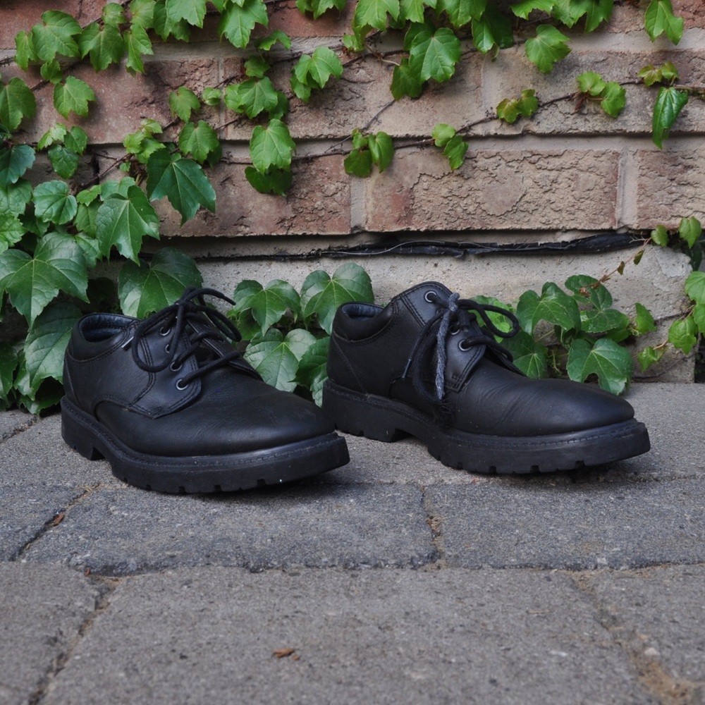 Shiny Waterproof Docker Business Casual Shoes